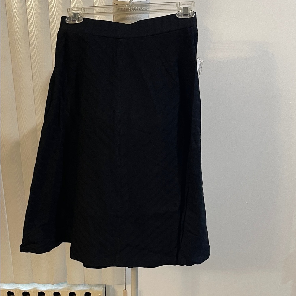NWT Ribbed Black Skirt for girls size 18